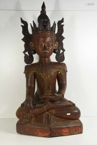 Statue asiatique en bois sculpté et laqué (Ht.102cm)