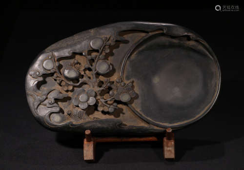 A DUAN STONE INK SLAB WITH AUSPICIOUS CARVING