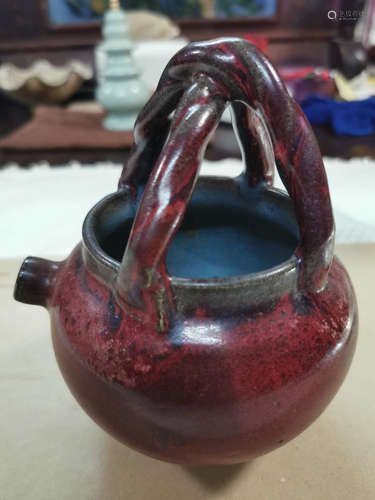 A JUN YAO RED GLAZE POT WITH HANDLE