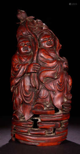A BAMBOO ORNAMENT CARVED WITH FIGURE PATTERN