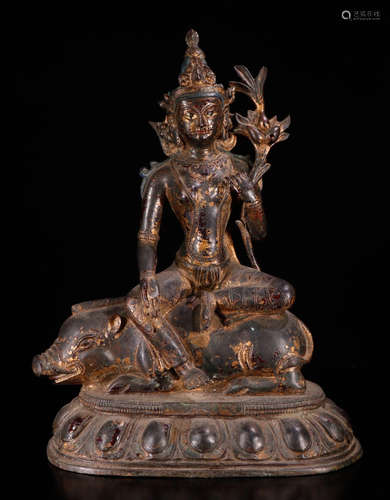 A COPPER BUDDHA STATUE