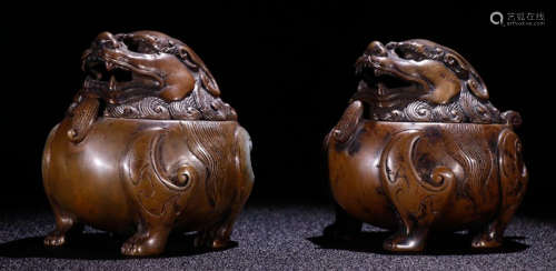 PAIR OF COPPER CENSER SHAPED WITH LION