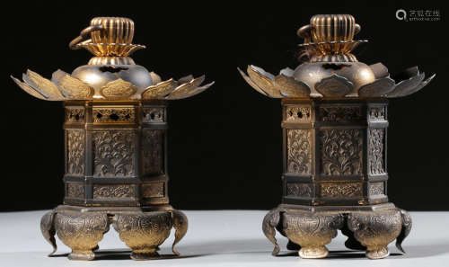 PAIR OF GILT BRONZE FLORAL PATTERN CANDLE HOLDERS