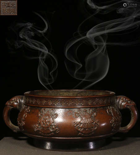 A COPPER CAST BEAST SHAPE EAR CENSER