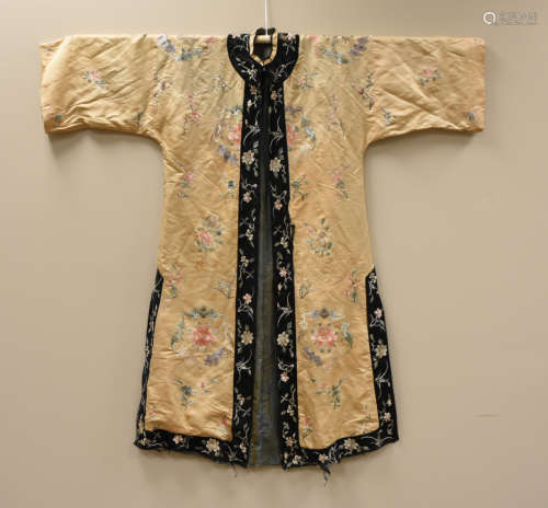 Chinese Embroidery Robe ,Late Qing D.