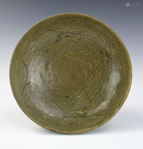 Korean Celadon Glazed Bowl w/ Crane, 15-16th C.