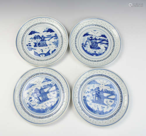 4 Chinese Blue & White Plate w/ Landscape