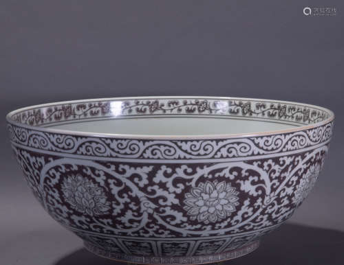 ancient Chinese underglaze red bowl with lotus pattern中國古代釉裡紅大碗