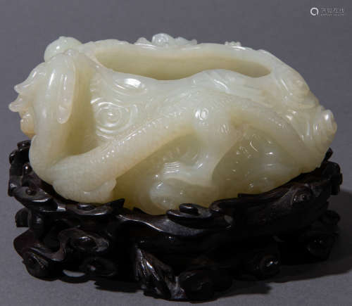Ancient Chinese Hetian jade brusher wash with setting中國古代和田玉筆洗