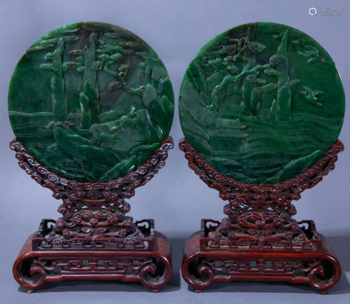 A pair of ancient Chinese green Hetian jade table screen一對中國古代和田碧玉插屏