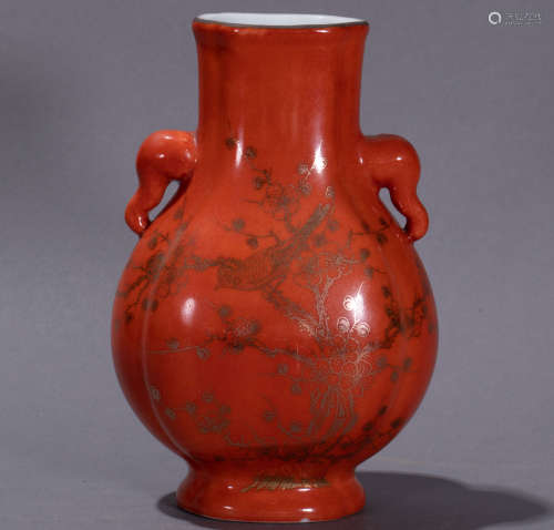 Ancient Chinese red glazed  bottle with mark, painted birds in the tree中國古代紅釉描金雙耳尊