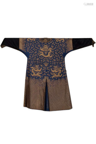 Ancient Chinese Kesi court robe with dragon pattern中國古代緙絲龍紋吉服