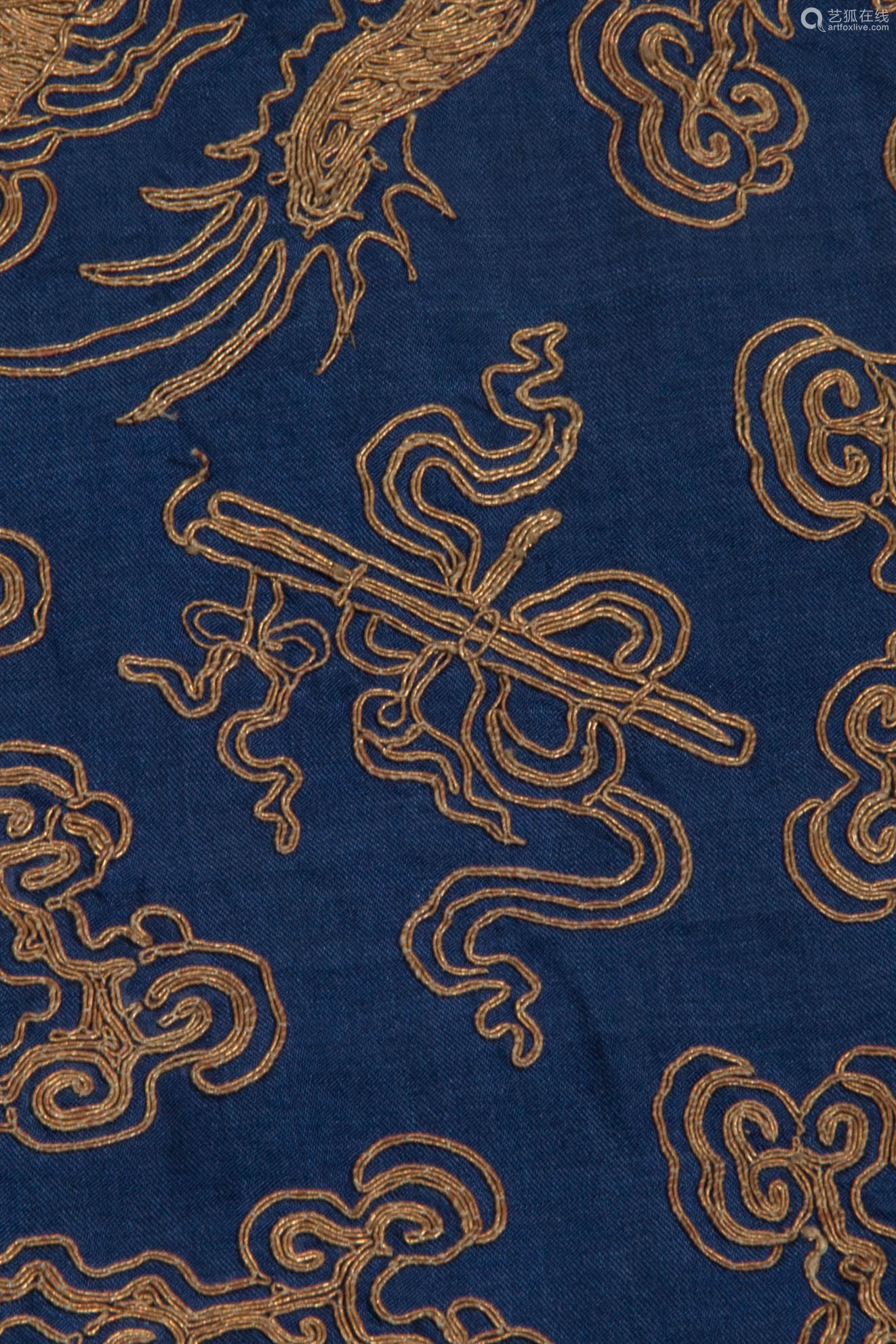 ancientchinesekesicourtrobewithdragonpattern中國古代緙絲龍紋吉服