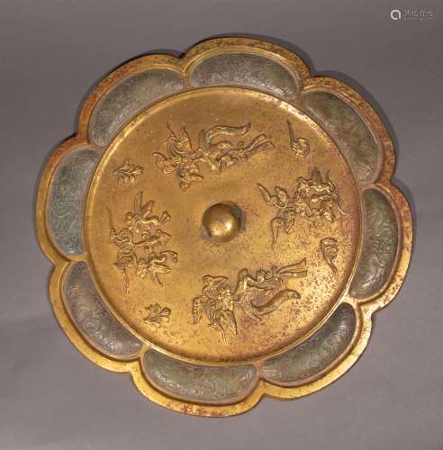 ancient Chinese bronze gilt mirror inlaid with jade中國古代銅鎏金鑲玉銅鏡