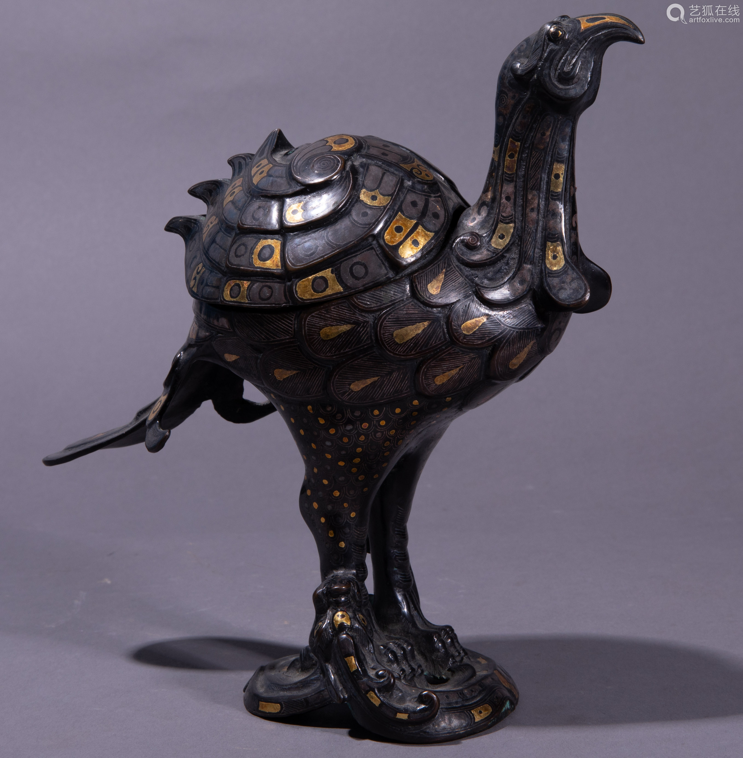 ancient chinese bronze bird inlaid with gold中國古代青銅錯金鳥