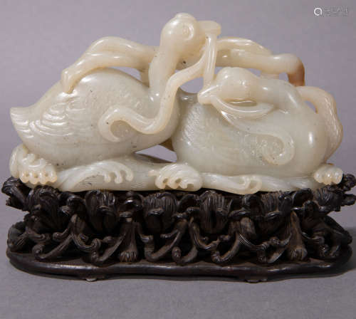 Ancient Chinese Hetian jade carving mandarin duck ornaments中國古代和田玉雕鴛鴦擺件