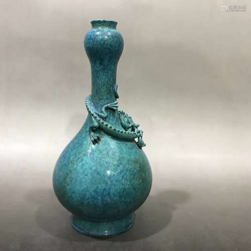 季蓝釉盘龙蒜头瓶 Season blue glaze Pan Long garlic bottle