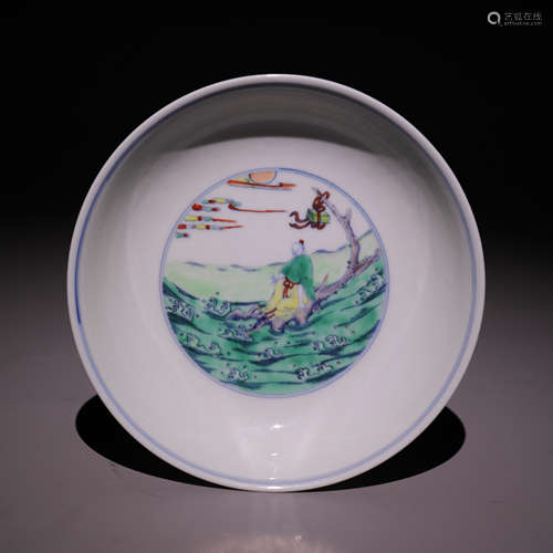 粉彩人物山水纹饰盘 Pastel figure landscape decoration plate