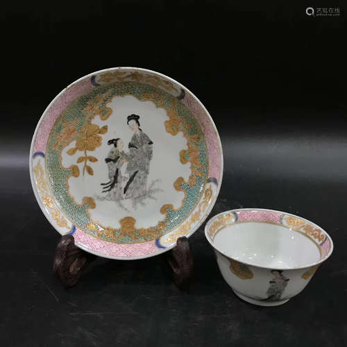 粉彩开光人物蹀碗一套 A set of butterfly bowls