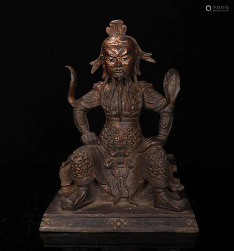 A VINTAGE BRONZE BUDDHA STATUE