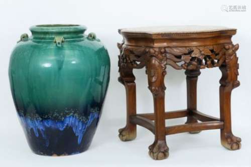 Lot (2) : Chinese bijzettafel in palissander met ingelegd marmeren bovenblad (hoogte [...]