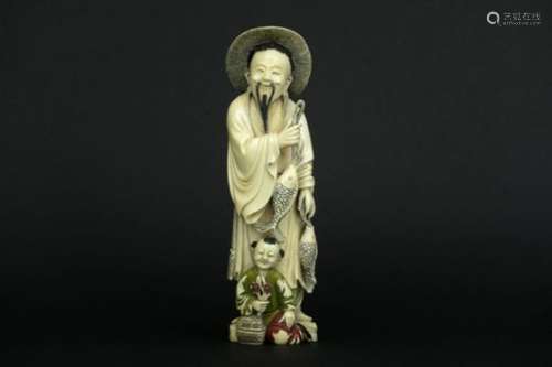 Oude Chinese sculptuur in deels gepolychromeerde ivoor : 