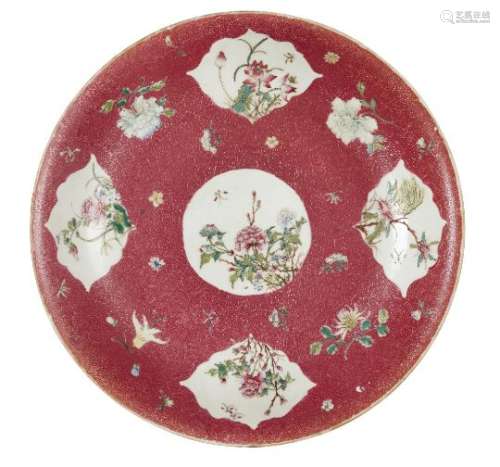 A large Chinese porcelain dish, late 19th century, painted in famille rose enamels with panels of