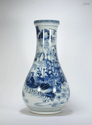 A CHINESE PORCELAIN BOTTLE