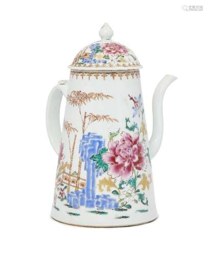 A Chinese porcelain coffee/chocolate pot and cover, Qianlong, of tapering design with long spout and