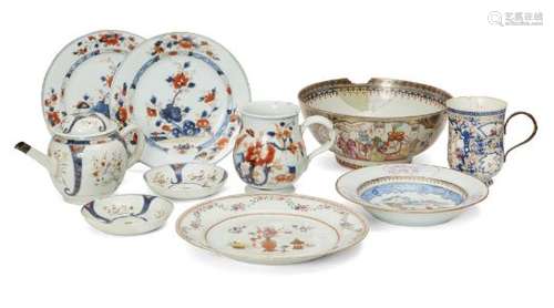 Ten pieces of Chinese export porcelain, 18th-19th century, comprising a punch bowl, 26cm diameter,