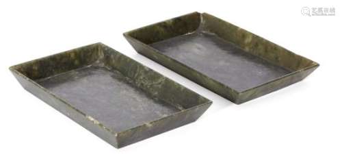A pair of Chinese spinach jade rectangular dishes, late Qing dynasty, with flared straight sides and