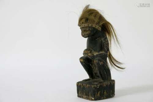 BIRMA - NAGALAND zeldzame sculptuur in hout met restanten van de originele [...]