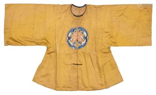 A Chinese silk embroidered summer jacket, late Qing dynasty, decorated with a gold silk floral