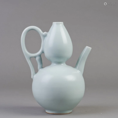 A Chinese Celadon Porcelain Vase