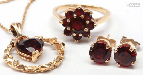 Garnet, gold jewelry suite