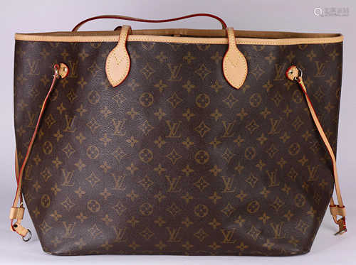 A Louis Vuitton neverfull GM tote bag