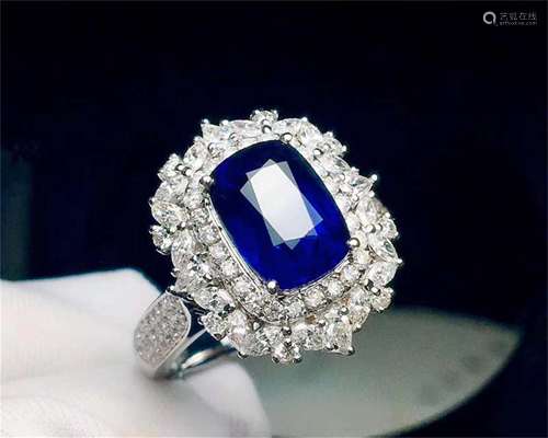 A Chinese Carved Sapphire Ring