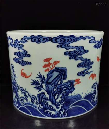 A Chinese Blue and White Porcelain Brush Pot