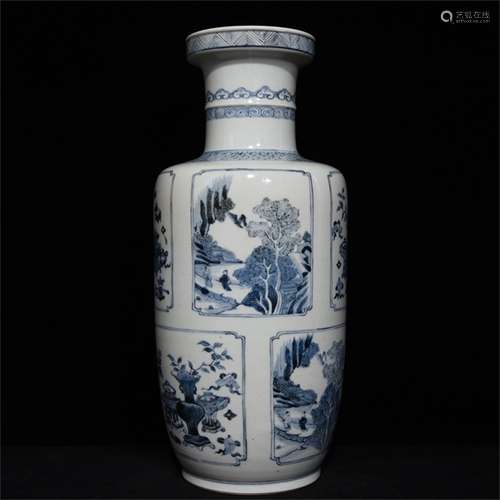 A Chinese Blue and White Porcelain Vase