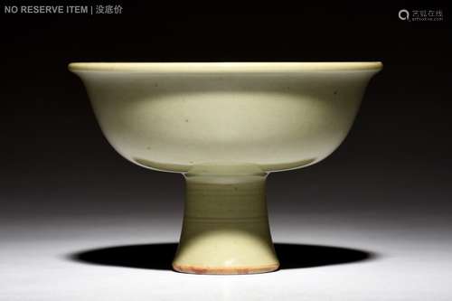 LONGQUAN WARE STEM CUP