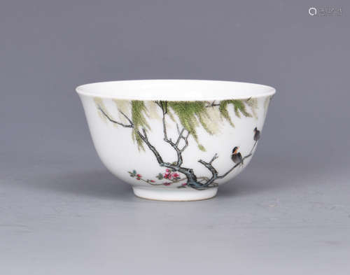 FAMILLE ROSE 'BIRDS AND FLOWERS' BOWL