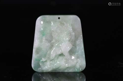 JADEITE CARVED 'LION' PENDANT