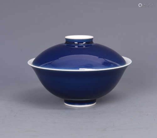 MONOCHROME BLUE GLAZED BOWL WITH LID