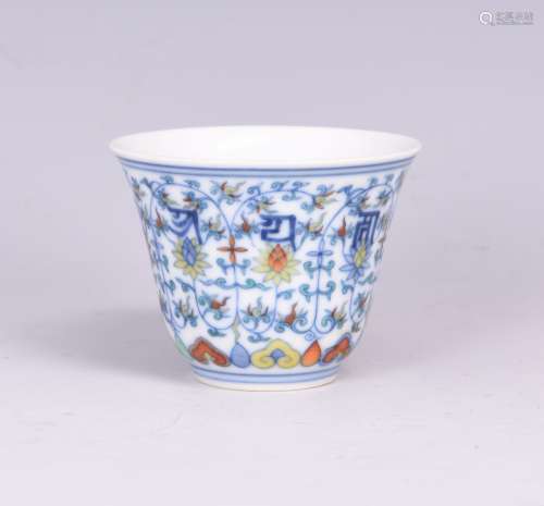 DOUCAI 'FLOWERS AND VINES' CUP