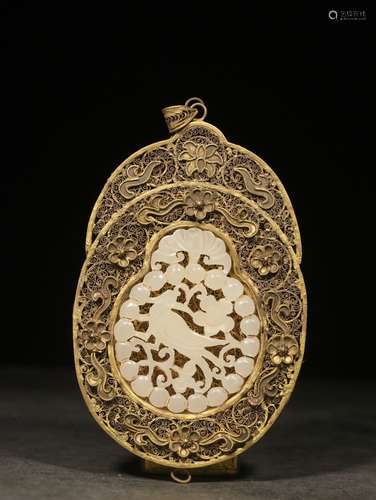 SILVER FILIGREE AND JADE CARVED 'FLOWERS AND BIRDS' PENDANT