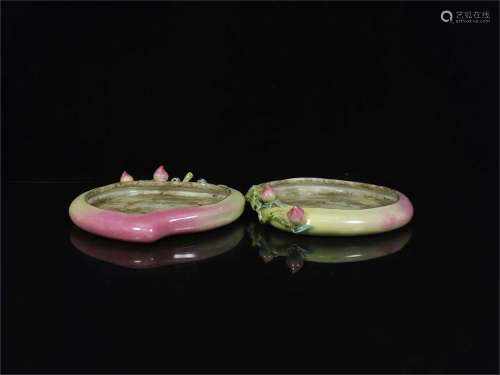 A Pair of Chinese Famille-Rose Porcelain Brush Washers