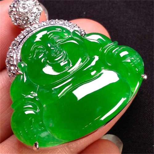 A Chinese Carved Jadeite Pendant (W/O Chain)