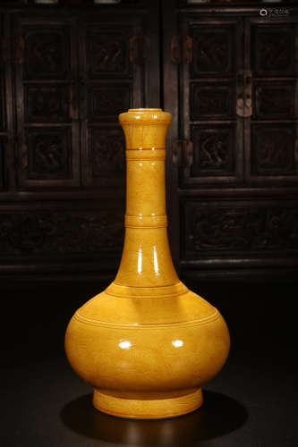 A Chinese Yellow Glaze Dragon Carved Porcelain Vase