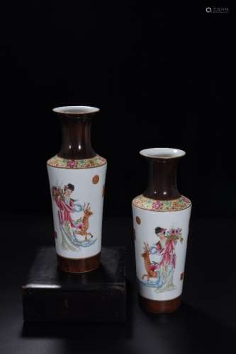 A Pair of Chinese Wood Grain Glazed Painted Porcelain Vase