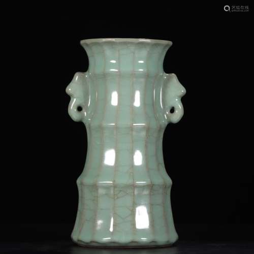 A Chinese Longquan Kiln Bamboo Joint Pattern Porcelain Vase